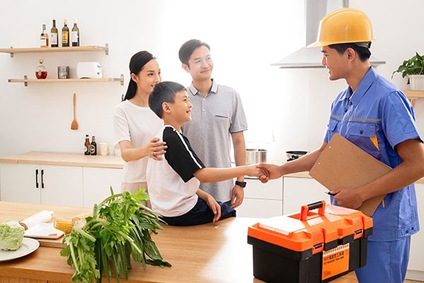 上海暖气片安装公司怎么选？看口碑看施工看服务！20年暖通老牌富杉冷暖实力测评