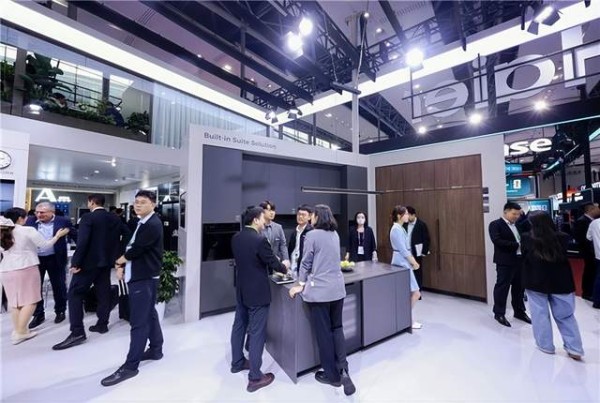 品类全易安装可定制!海尔全套嵌入式家电亮相139届广交会