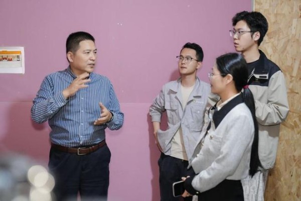 一面墙里的“黑科技”|探秘兔宝宝石膏板如何以硬核实力守护家的“脊梁”