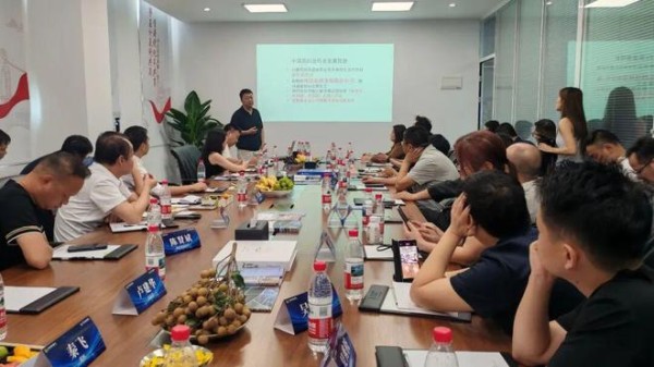 从“风口扩张”到“体系竞争”，装配式装修如何重构局旧改赛道？